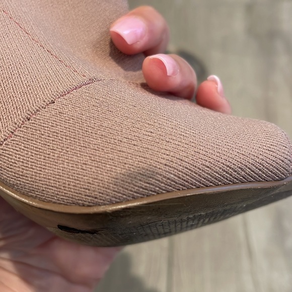 Steve Madden dusty pink open toe cloth booties - Picture 4 of 6